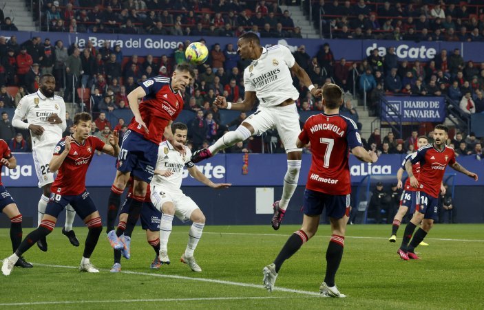 Real Madrid, Osasuna'yı iki golle geçti