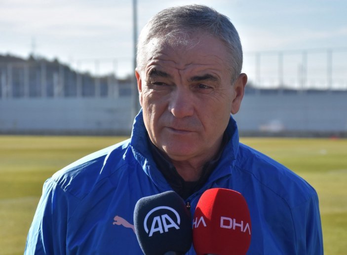 Rıza Çalımbay: Deprem olayından sonra futbol konuşması çok zor