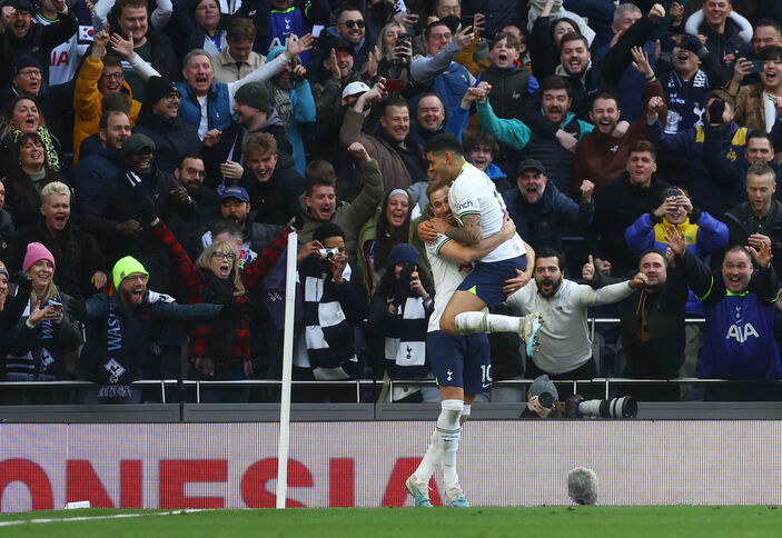 Londra derbisini Tottenham kazandı