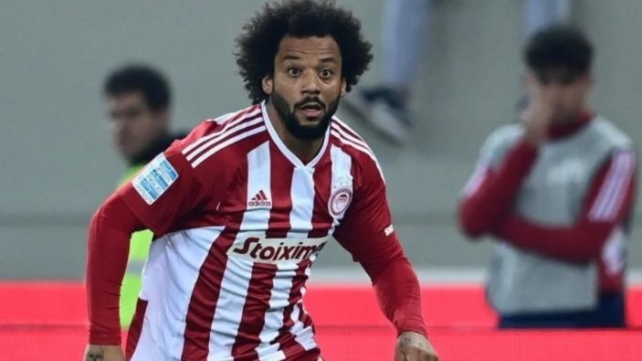 Olympiakos, Marcelo ile boşluk ayırdı