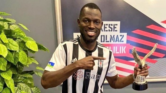 Omar Colley: Umarım futbol insanlarının üzüntülerini unuttururuz