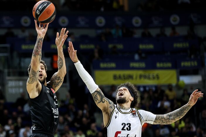 EuroLeague'de Fenerbahçe'den İtalyan rakibine 32 sayı fark