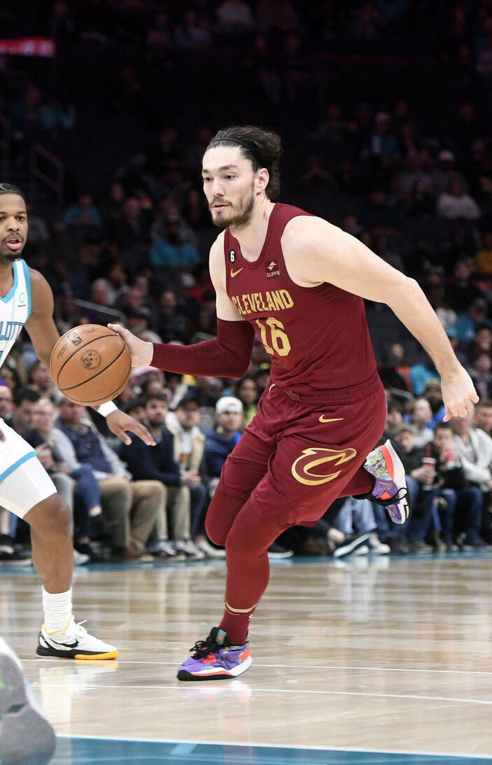 Cleveland Cavaliers Cedi'nin yıldızlaştığı maçta Charlotte Hornets'ı yendi