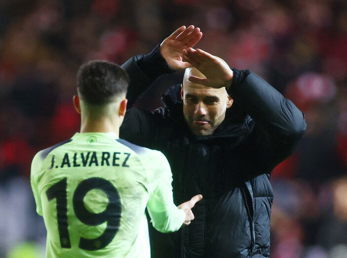 Manchester City, Julian Alvarez'in sözleşmesini uzatması