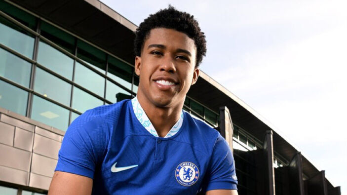 Chelsea'nin yeni transferi Andrey Santos, eski takımına döndü