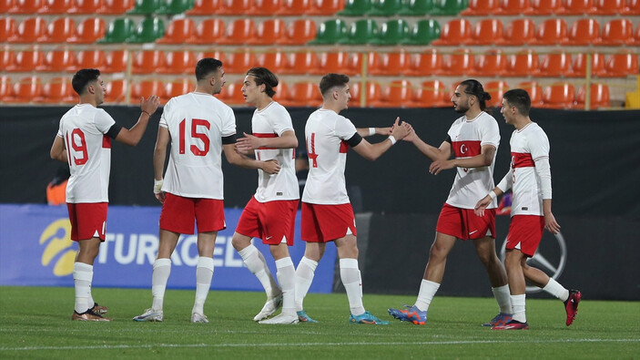 Türkiye Ümit Milli Futbol Takımı hazırlık maçı Kosova'yı 4-2 yendi