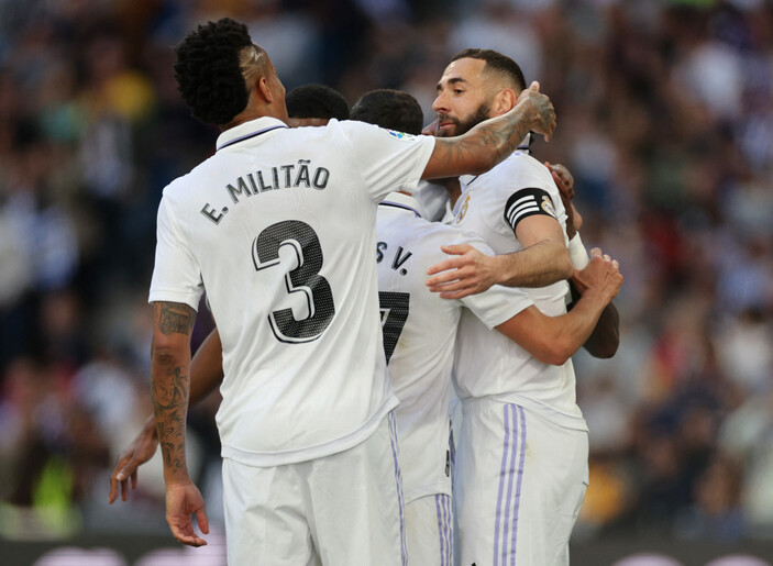 Benzema'nın 7 dakikada yaptığı hat-trick yaptığı maçlarda Real Madrid farklı kazandı