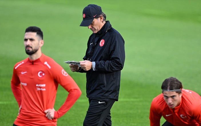 Vincenzo Montella: Her zaman elimdeki oyuncularla plan yaparım