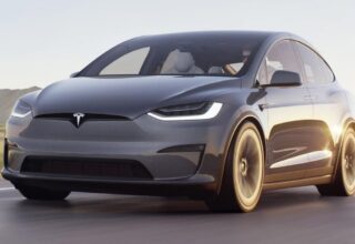 Tesla 55 bine yakın aracı geri çağırıyor